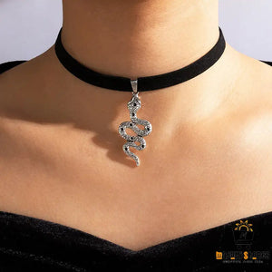 Gothic Velvet Collar Necklace